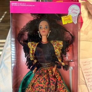 Spanish Barbie 1991 Mint